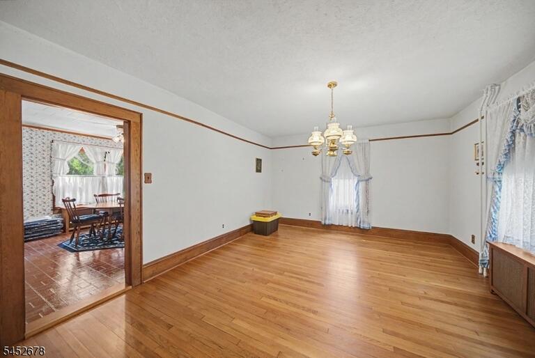 Property listing MLS 4047876 photo 8