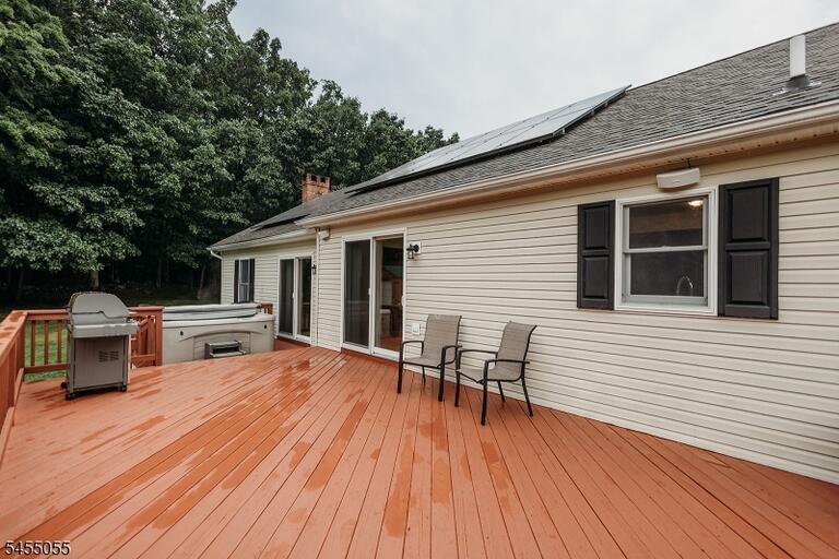 Property listing MLS 4047881 photo 13