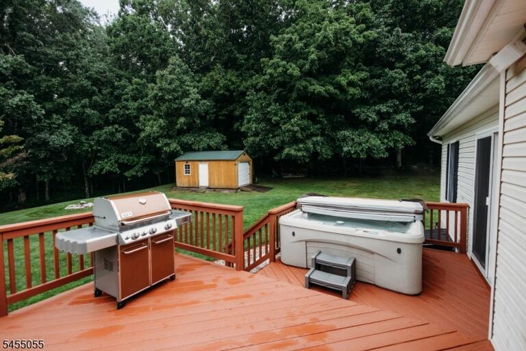 Property listing MLS 4047881 photo 42