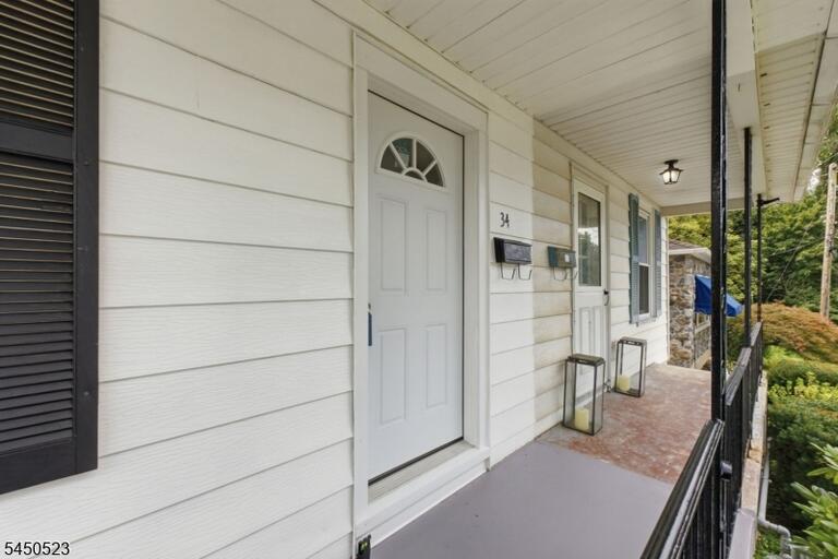 Property listing MLS 4047882 photo 6