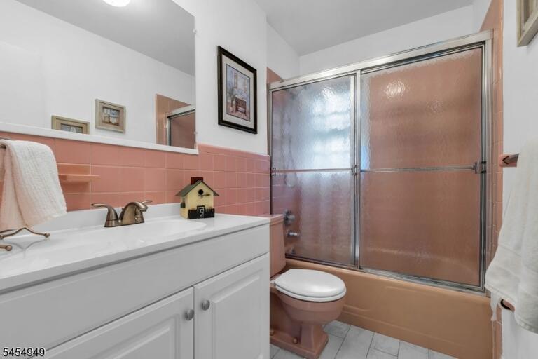 Property listing MLS 4047926 photo 27