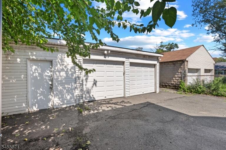 Property listing MLS 4047945 photo 23