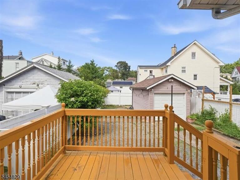 Property listing MLS 4047946 photo 38