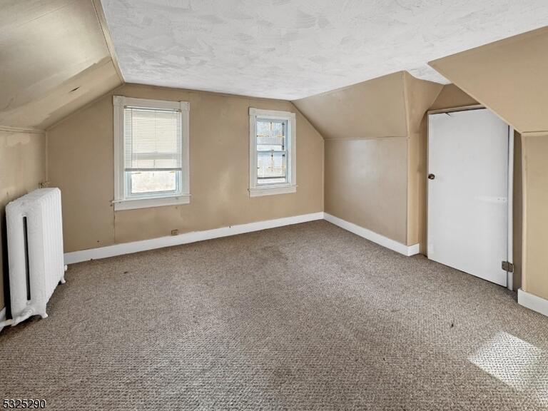 Property listing MLS 4047966 photo 5