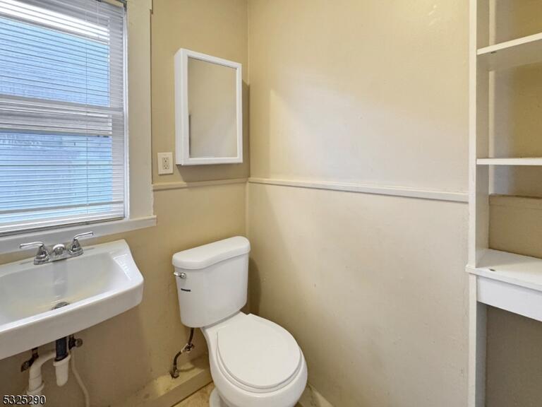 Property listing MLS 4047966 photo 9