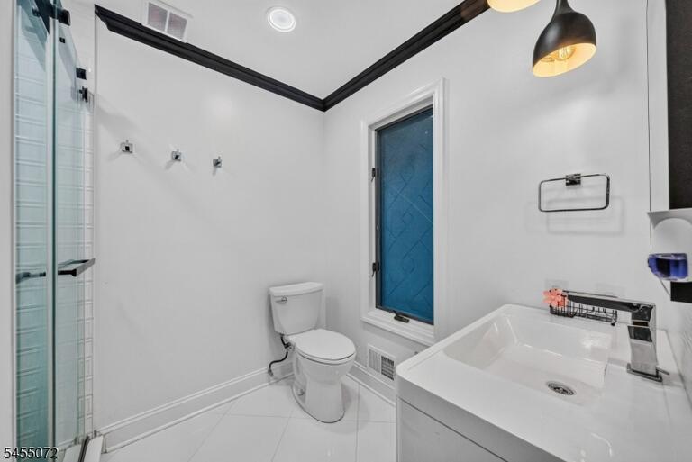 Property listing MLS 4047999 photo 16