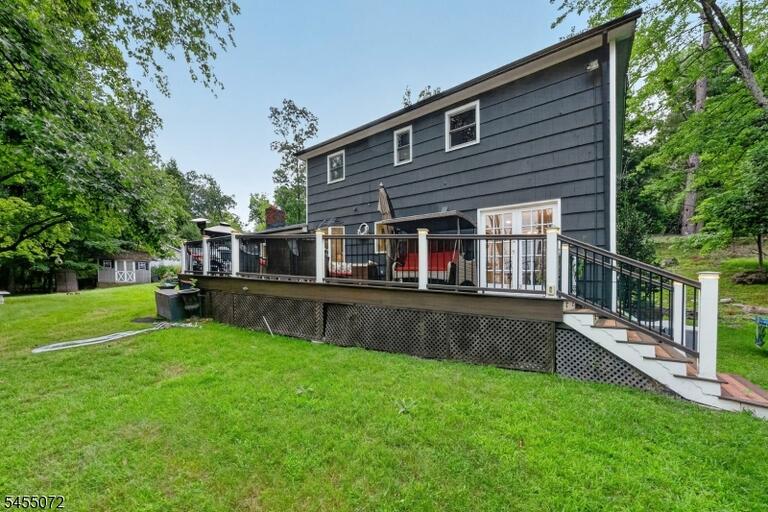 Property listing MLS 4047999 photo 29