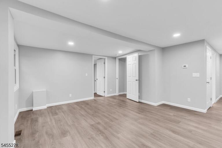 Property listing MLS 4048080 photo 12