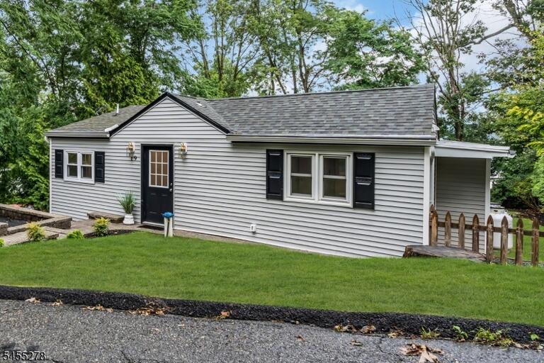 Property listing MLS 4048080 photo 36