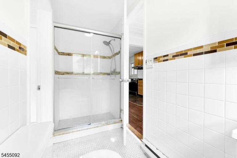 Property listing MLS 4048083 photo 28