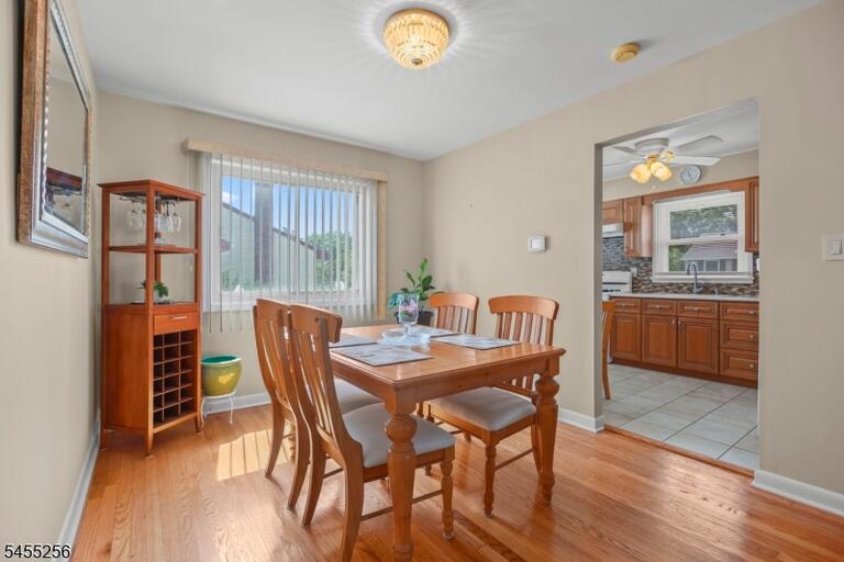Property listing MLS 4048085 photo 10