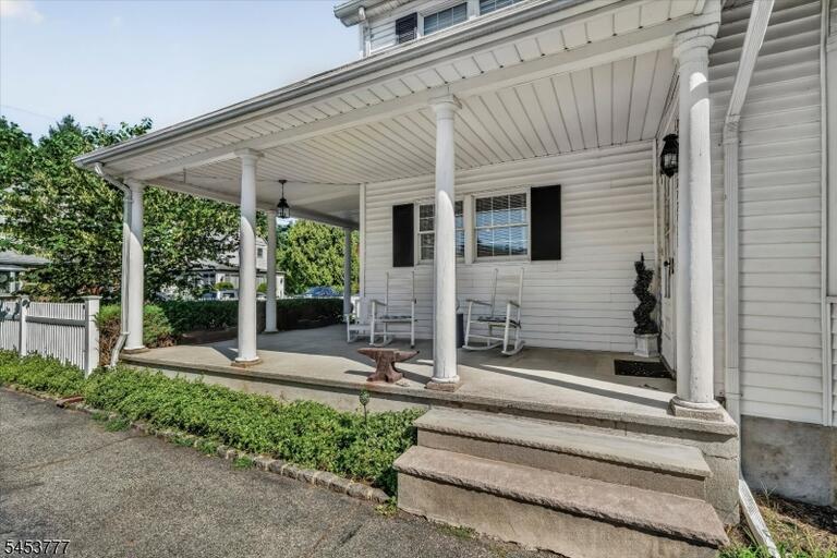 Property listing MLS 4048126 photo 7