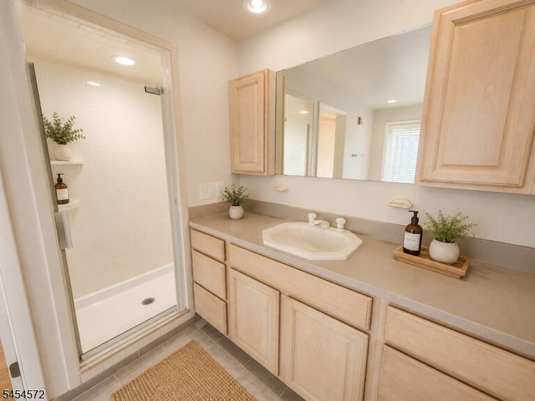 Property listing MLS 4048142 photo 14