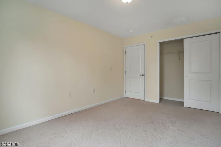 Property listing MLS 4048212 photo 17