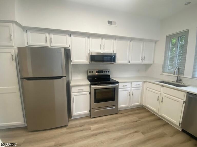 Property listing MLS 4048226 photo 6