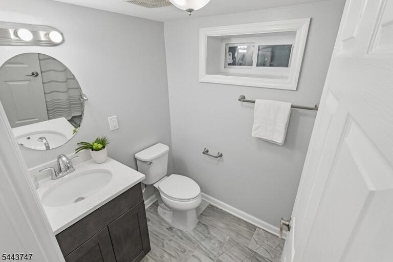 Property listing MLS 4048242 photo 18