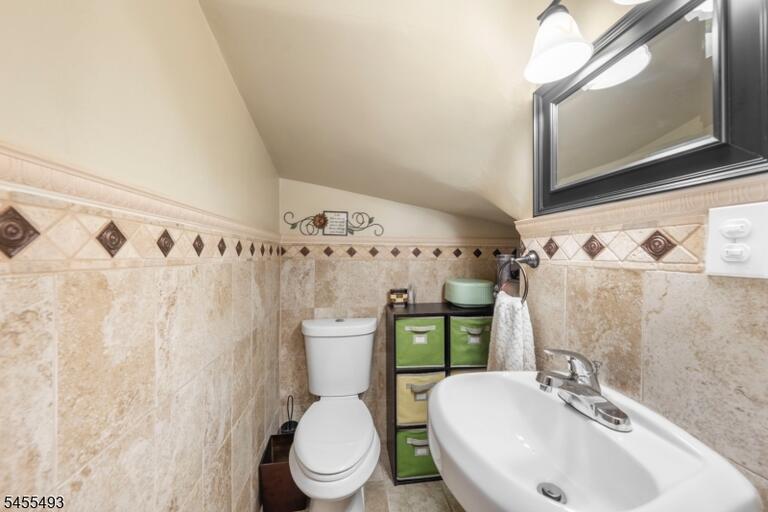 Property listing MLS 4048299 photo 30