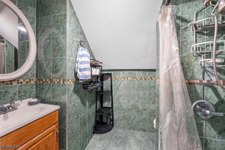 Property listing MLS 4048299 photo 39