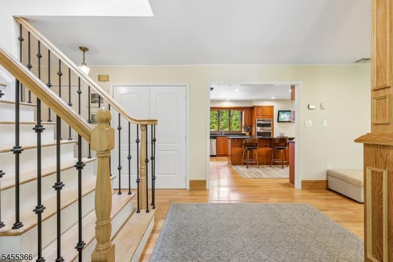 Property listing MLS 4048316 photo 11