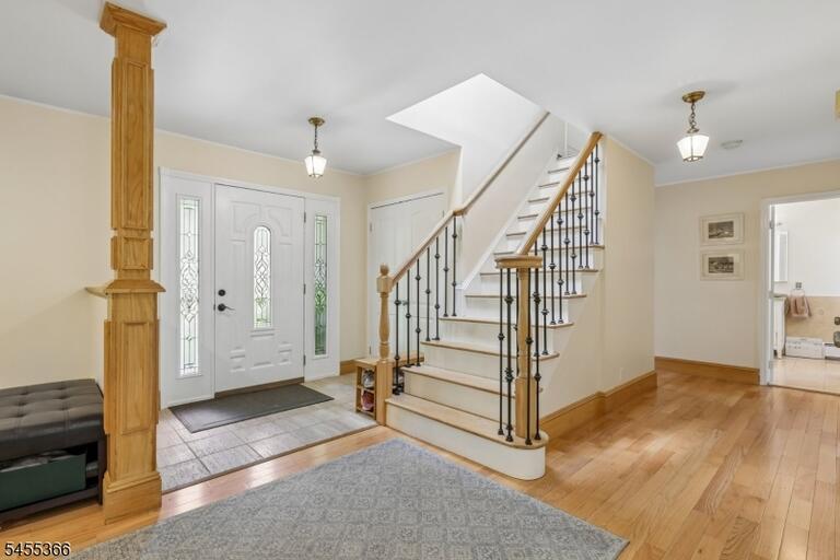 Property listing MLS 4048316 photo 6