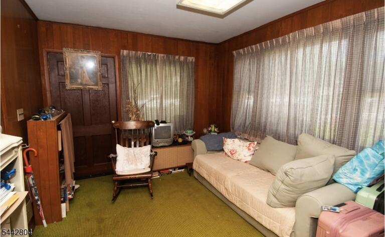 Property listing MLS 4048351 photo 5