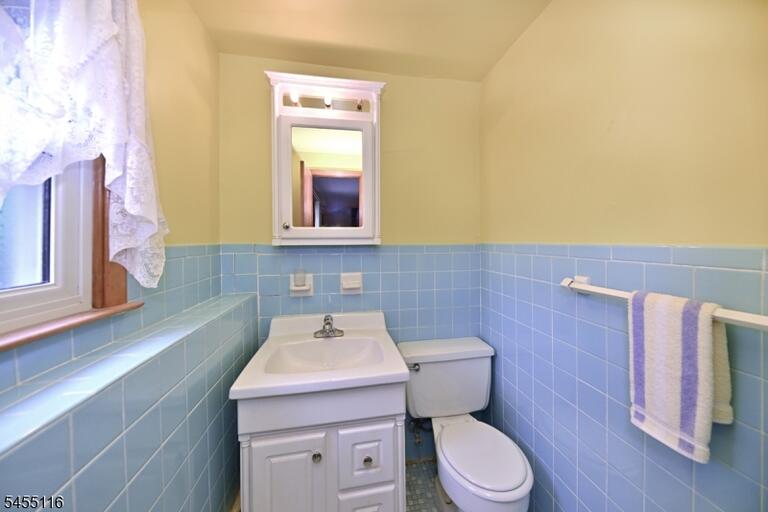 Property listing MLS 4048375 photo 22