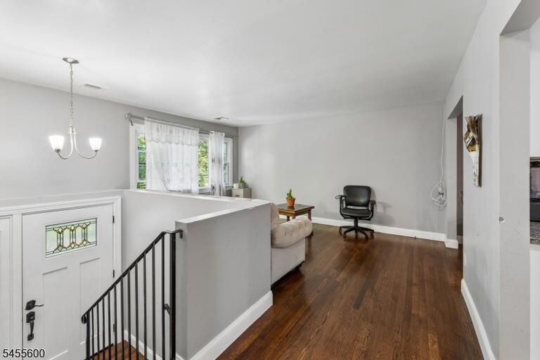 Property listing MLS 4048392 photo 14