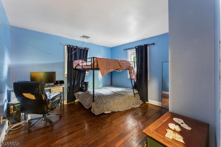 Property listing MLS 4048392 photo 18