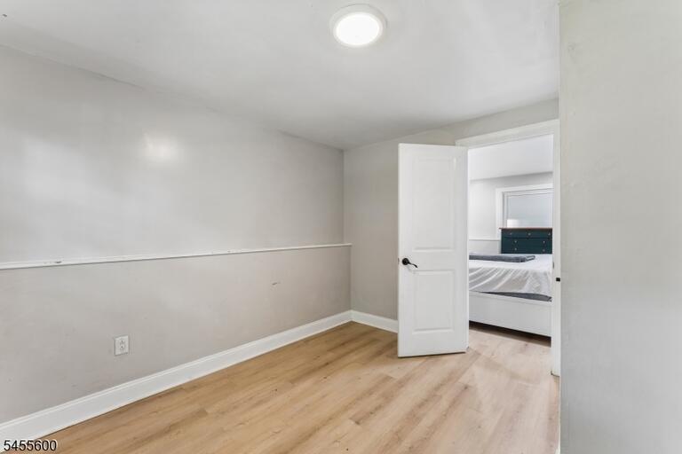 Property listing MLS 4048392 photo 26