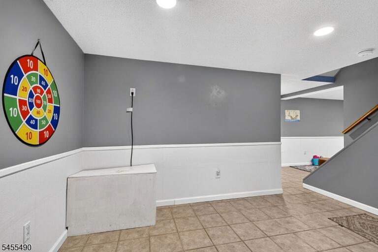 Property listing MLS 4048402 photo 22