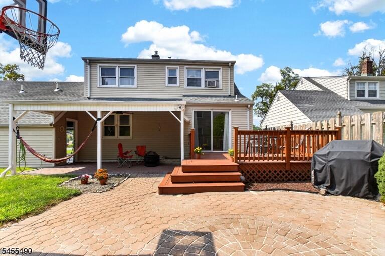 Property listing MLS 4048402 photo 26