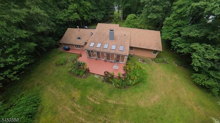 Property listing MLS 4048414 photo 2