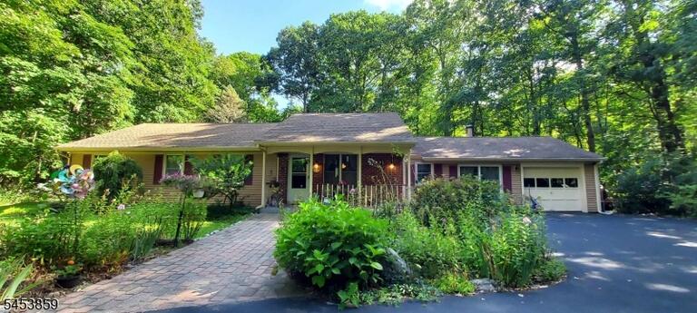 Property listing MLS 4048414 photo 29