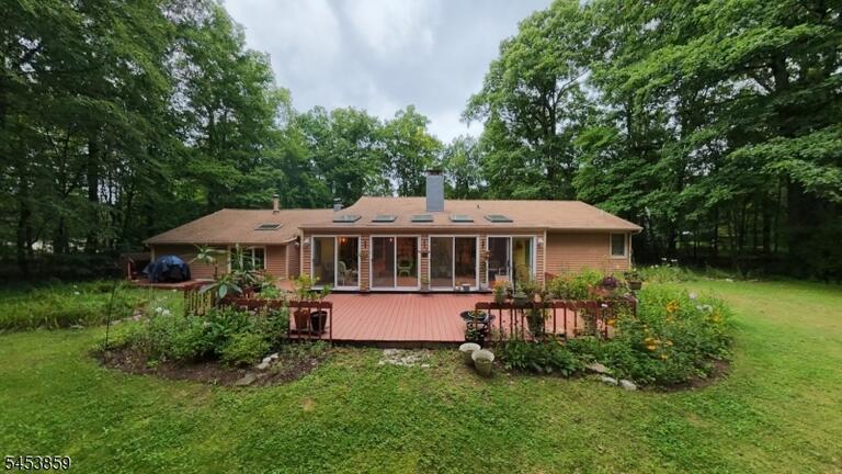 Property listing MLS 4048414 photo 3