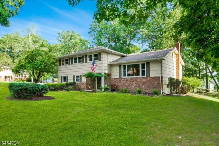 Property listing MLS 4048417 photo 44