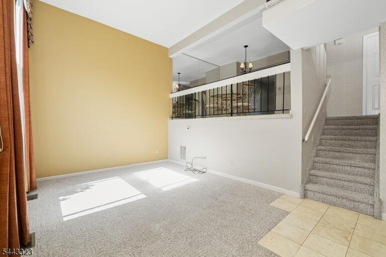 Property listing MLS 4048418 photo 4