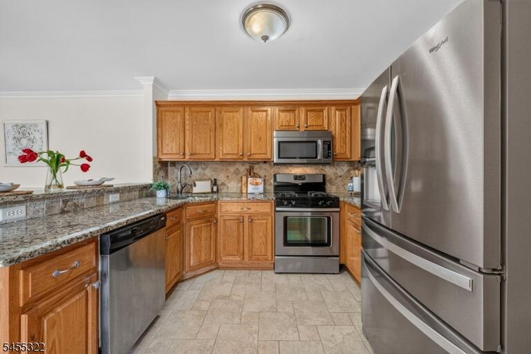 Property listing MLS 4048419 photo 13