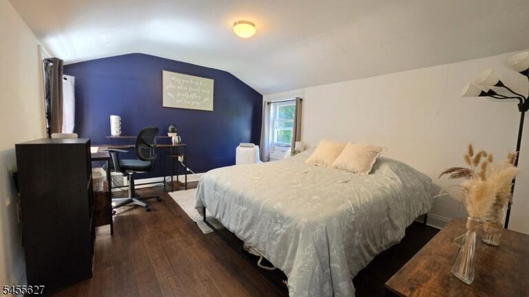 Property listing MLS 4048420 photo 38