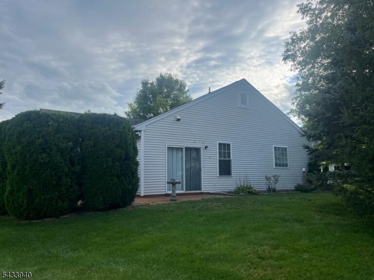 Property listing MLS 4048421 photo 5