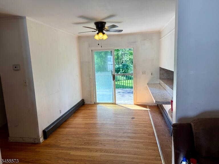 Property listing MLS 4048422 photo 8