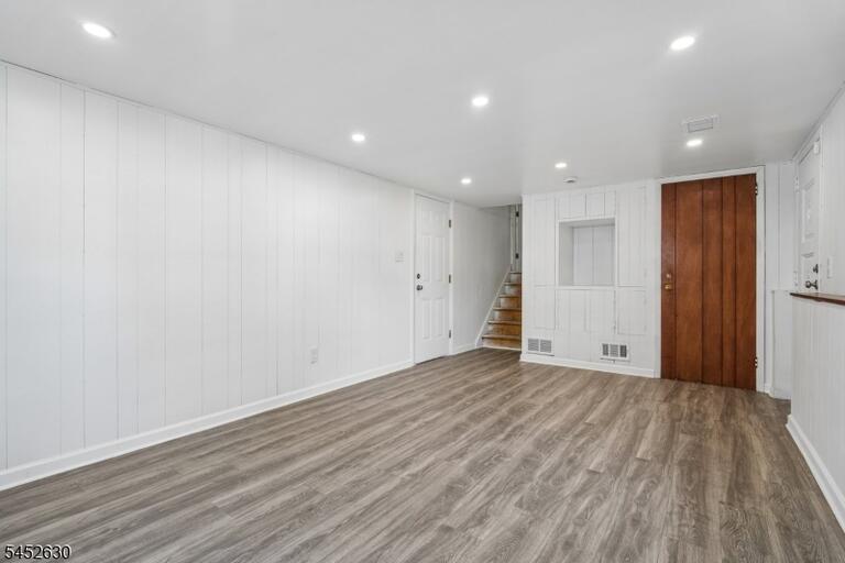 Property listing MLS 4048455 photo 18