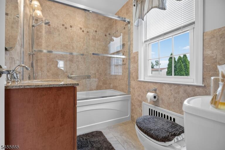 Property listing MLS 4048457 photo 25