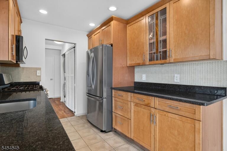 Property listing MLS 4048463 photo 9