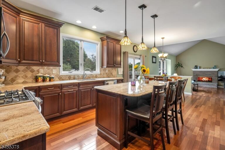 Property listing MLS 4048503 photo 15