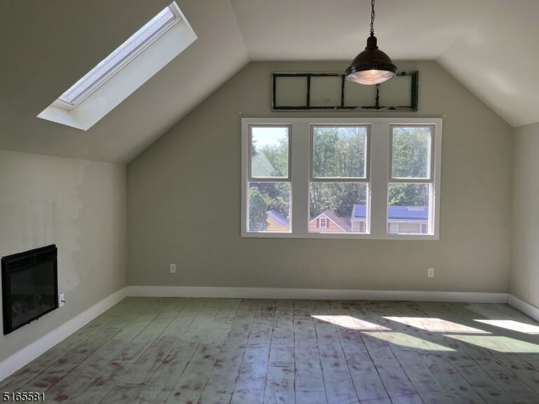 Property listing MLS 4048516 photo 11