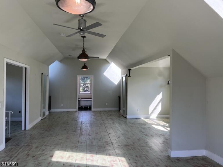 Property listing MLS 4048516 photo 17
