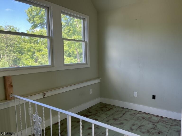 Property listing MLS 4048516 photo 18