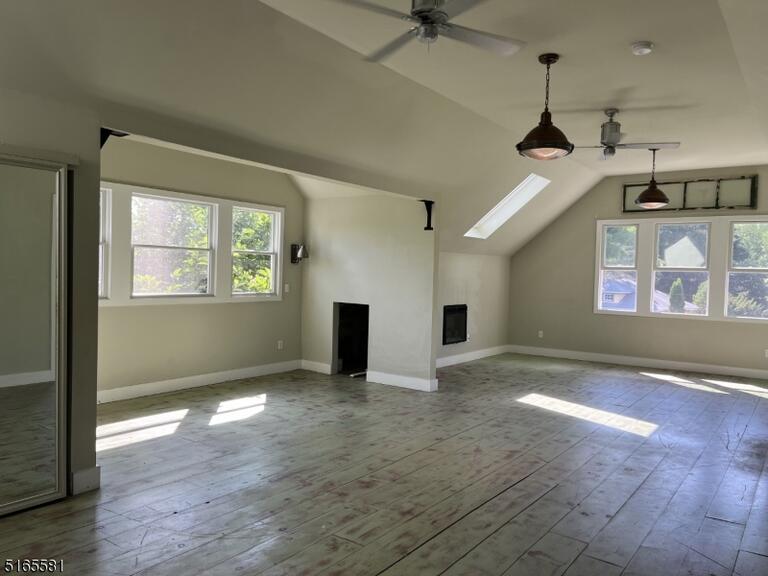 Property listing MLS 4048516 photo 9
