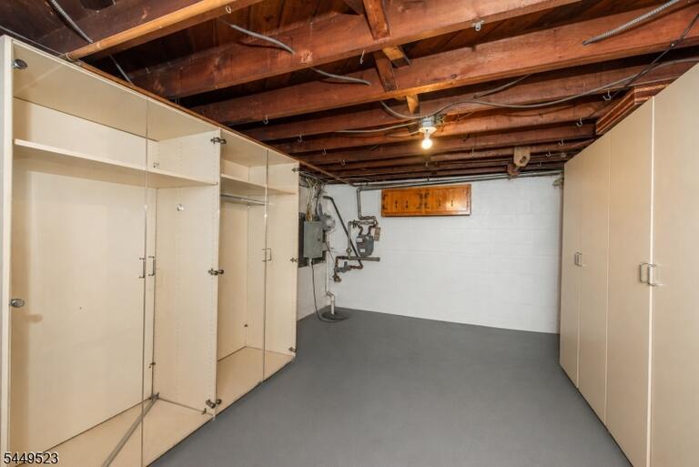 Property listing MLS 4048535 photo 24