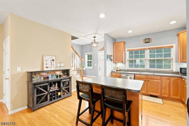 Property listing MLS 4048545 photo 8
